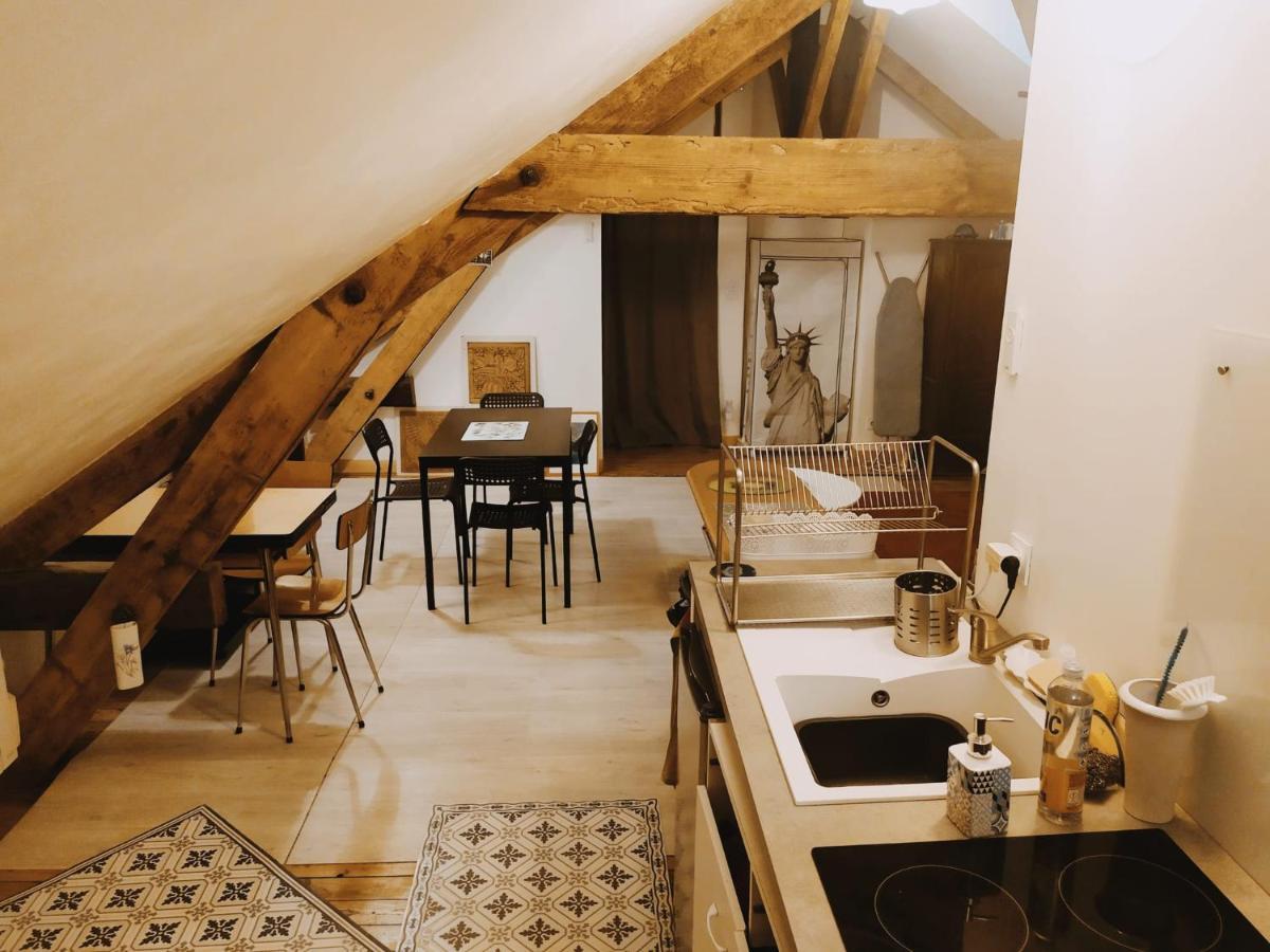 ペリグー Les Bains Douchesアパートホテル エクステリア 写真